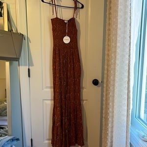 Brand- storia , size small, tags still on and never worn